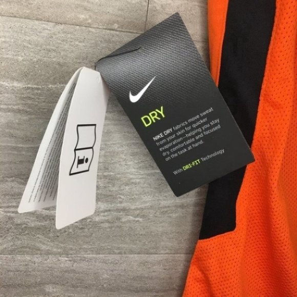 NWT Nike Women's Dri-FIT Tiempo Premier Jersey - Picture 6 of 9